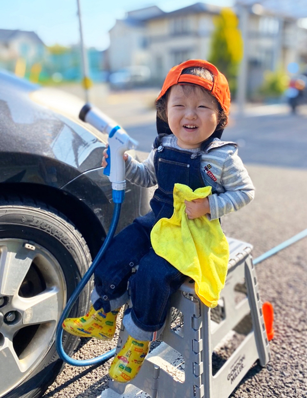 お子様との洗車風景