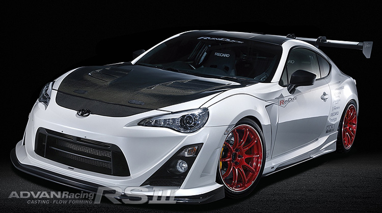 ADVAN Racing RSIII