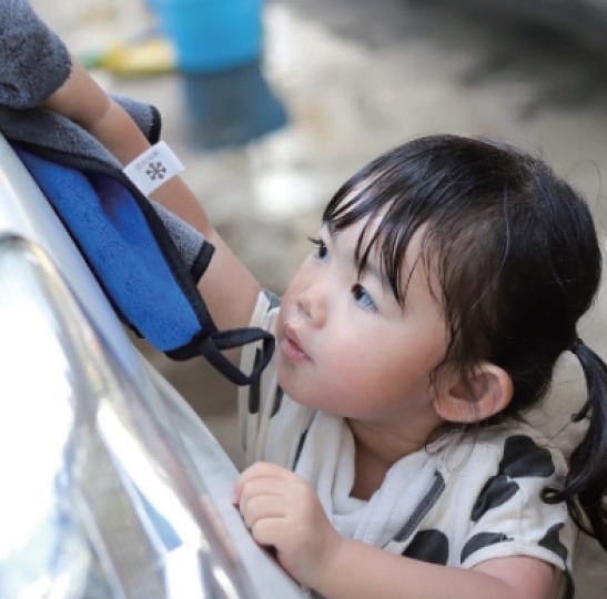 お子様との洗車風景